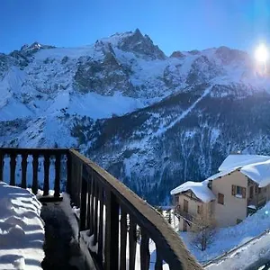  Holiday home Restauberge La Reine Meije